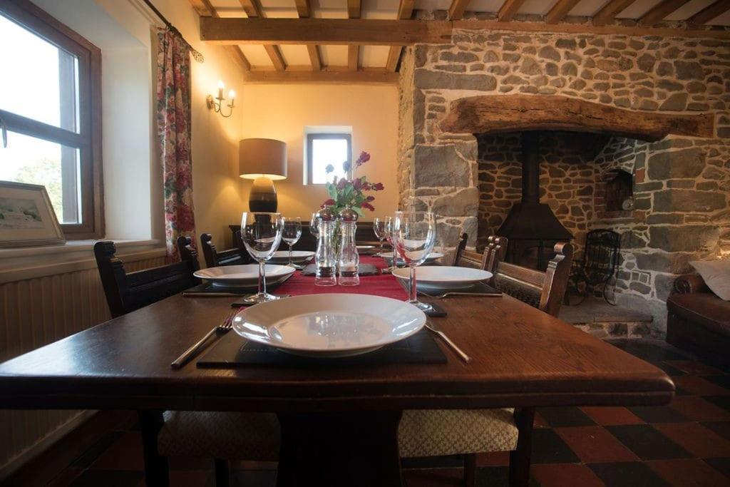 Perfect Cottage Retreat Near The Brecon Beacons Llanwrda Exterior photo