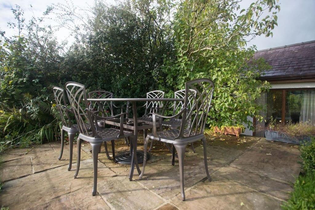 Perfect Cottage Retreat Near The Brecon Beacons Llanwrda Exterior photo